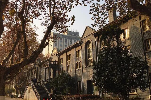 东南大学在哪个城市（东南大学明明位于南京）-第5张图片