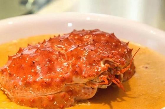 帝王蟹怎么做好吃又简单的做法（帝王蟹的家常做法大全）-第3张图片