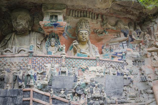 石窟艺术是一种包括什么的佛教艺术（佛教艺术宝库是哪个石窟）-第5张图片