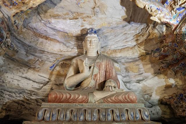石窟艺术是一种包括什么的佛教艺术（佛教艺术宝库是哪个石窟）-第15张图片