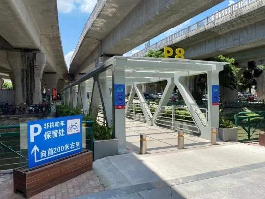 广州南站地址是哪里（广州南站公交站在哪个门）-第9张图片